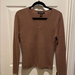 A. Giannetti merino wool v neck sweater